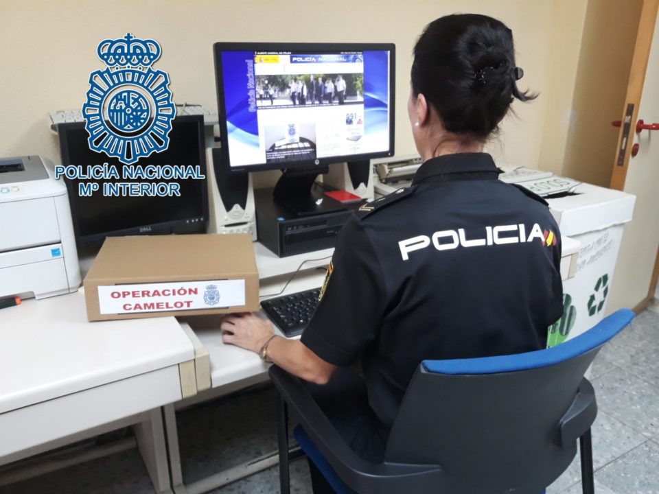 Detenido tras usurpar la identidad de familiares para estafarlos