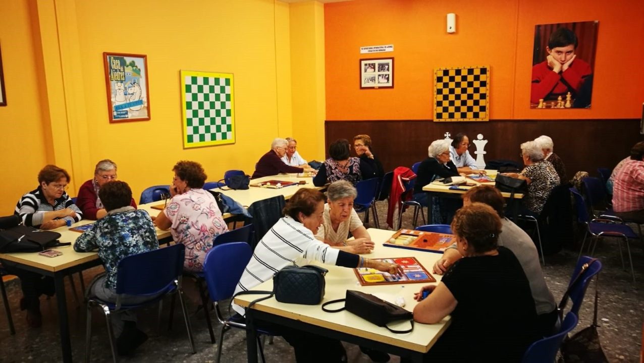 Comienzan los lunes de parchís en Huerta Palacios