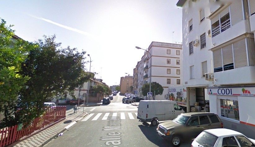 Seis heridos en una colisión de dos coches en Vistazul