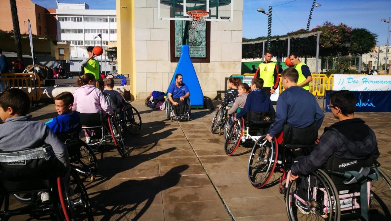 La Plaza del Arenal se llenó de diversidad funcional