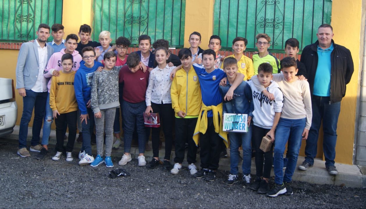 Victoria con debut juvenil