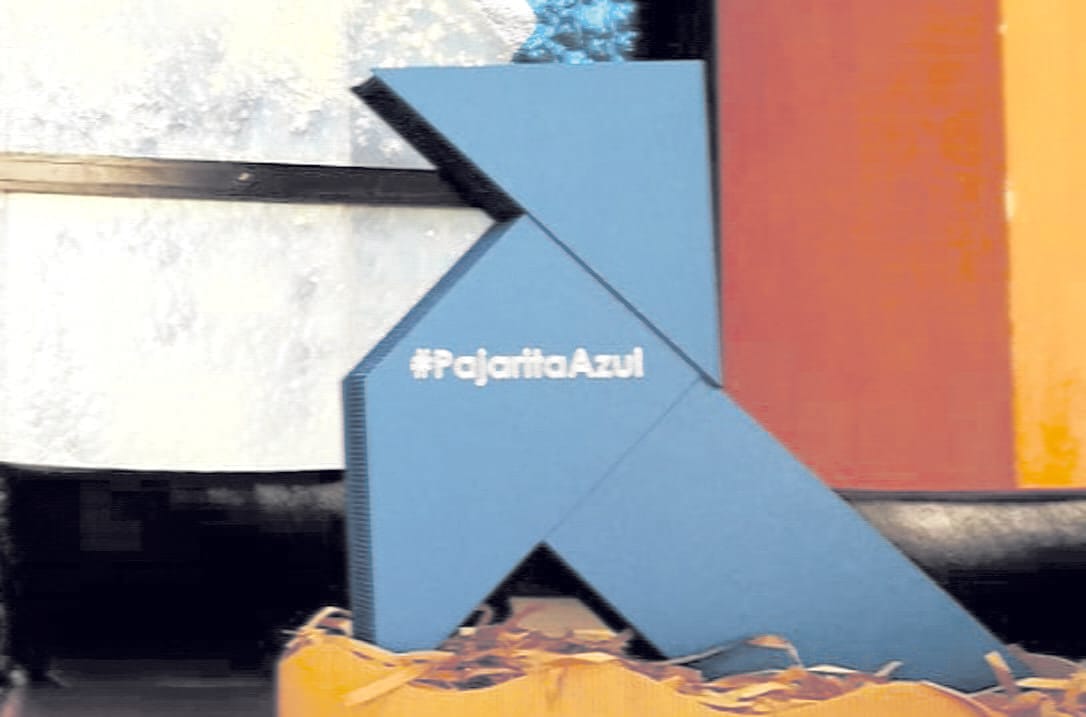 Dos Pajaritas Azules por la buena gestión del papel/cartón