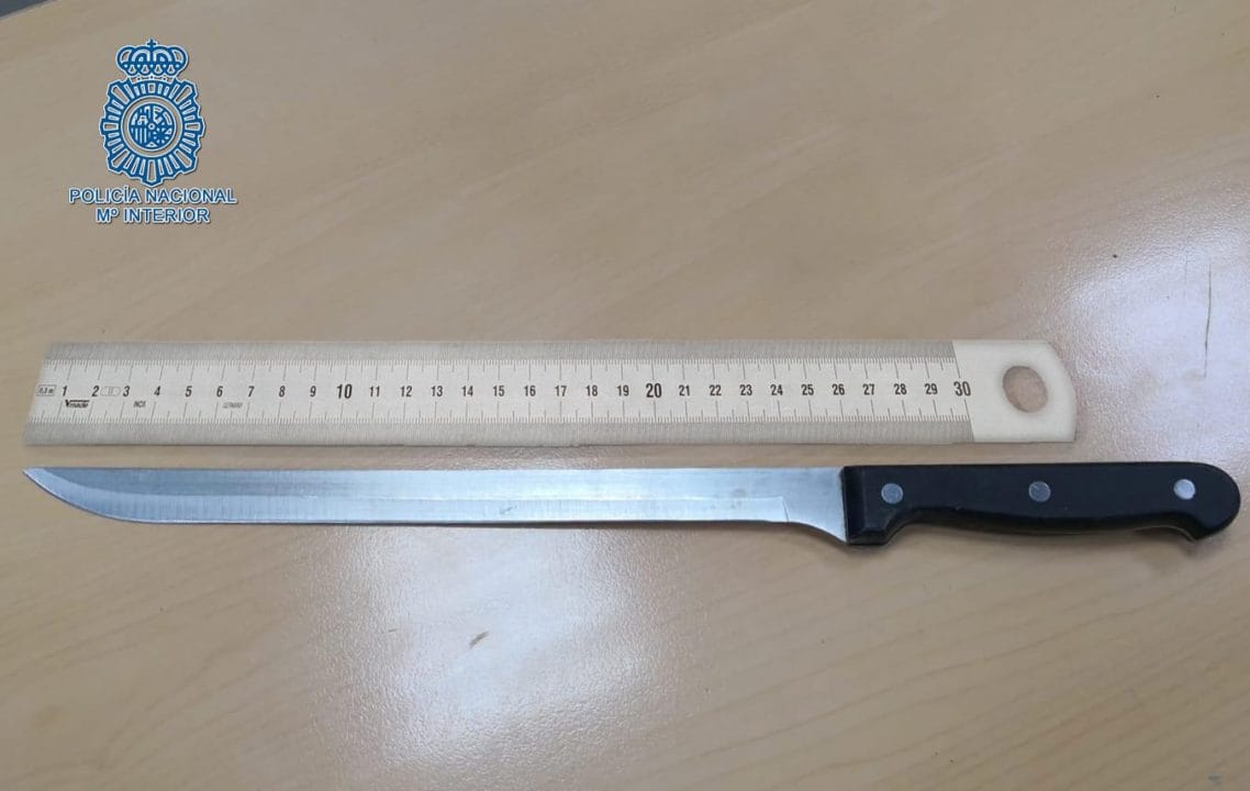 Detenido el autor de un robo con arma blanca en un supermercado