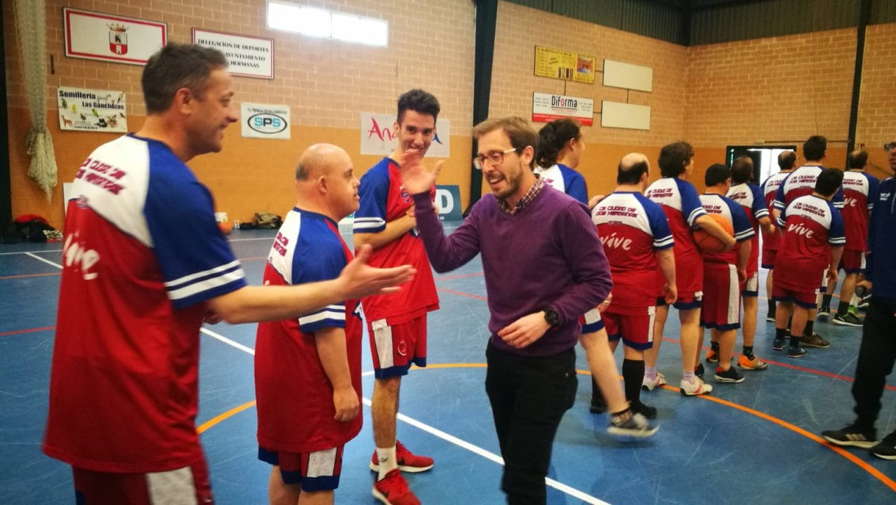 Nuevo equipo de personas con diversidad funcional del Baloncesto Dos Hermanas