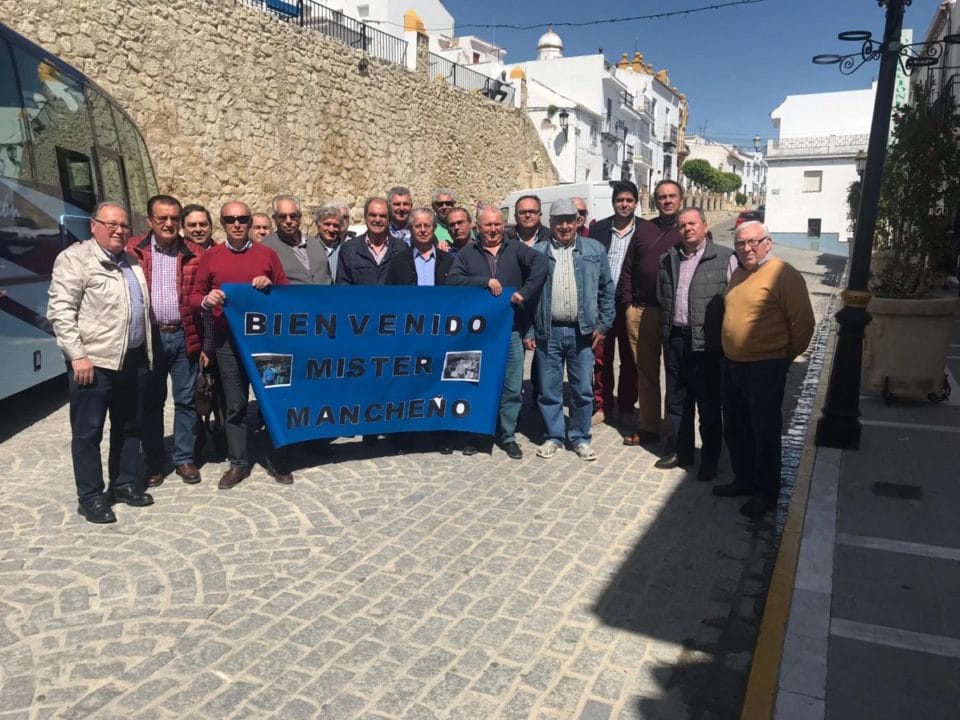 Homenaje a Ignacio Mancheño por su trayectoria empresarial