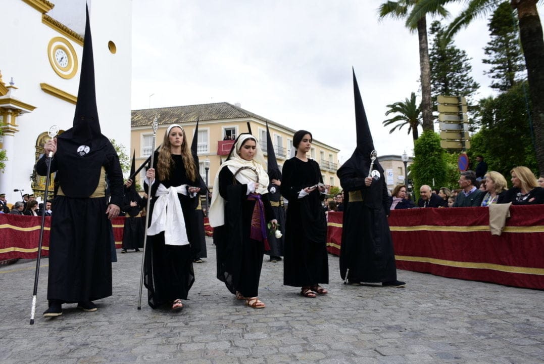 Acto piadoso de las Cinco Llagas en la Hermandad de Santo Entierro