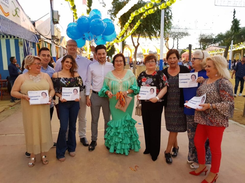 La campaña electoral se trasladó a la Feria de Mayo