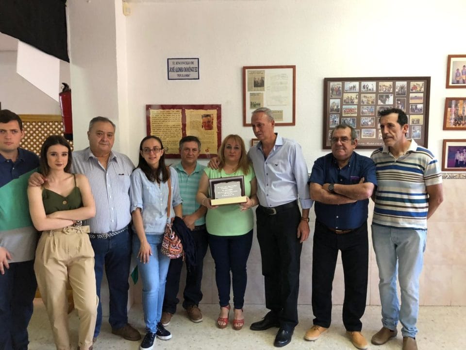 José Alonso Domínguez homenajeado en su asociación de La Pólvora