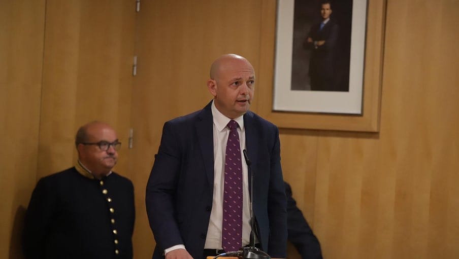 Paco Rodríguez toma posesión de su cargo de diputado provincial