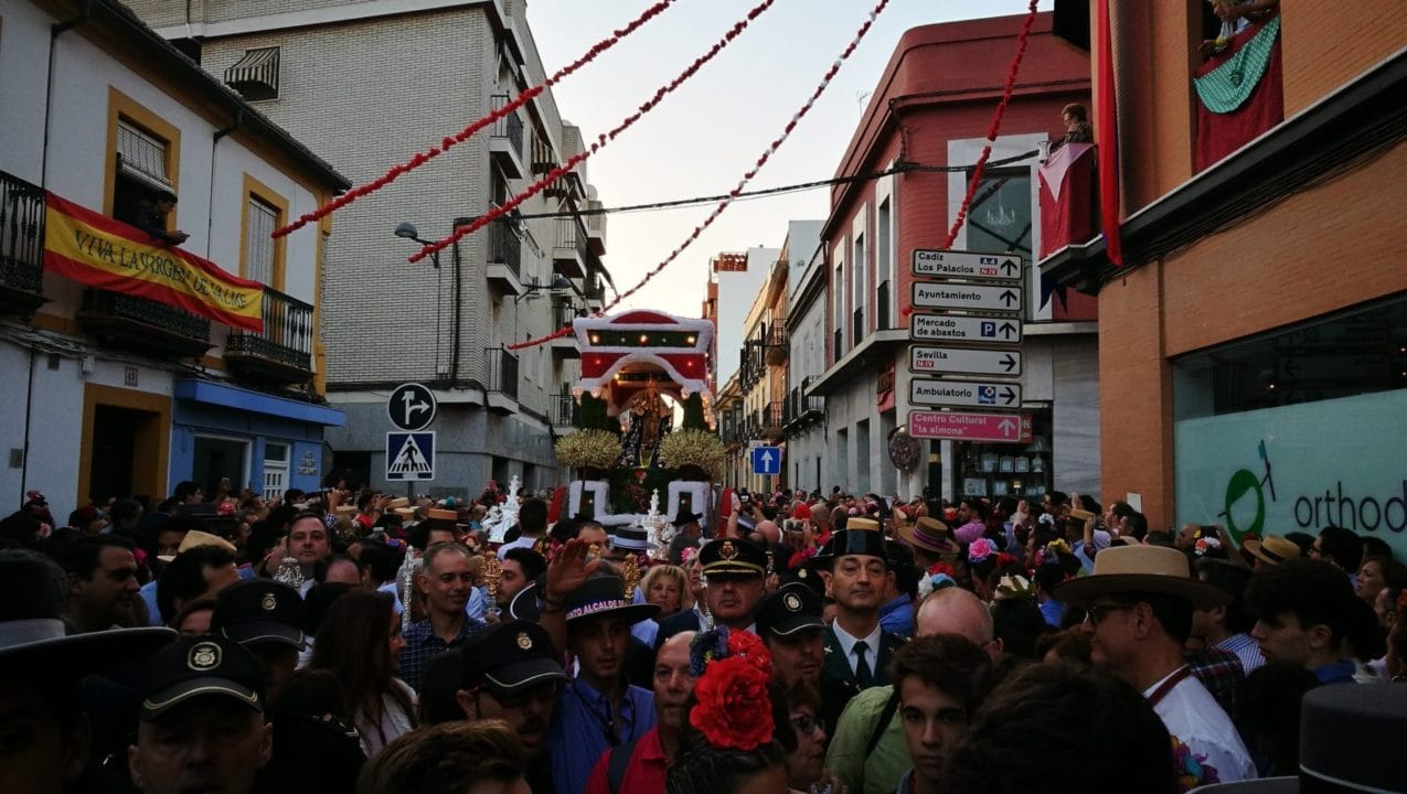 Concurso de escaparates, balcones y fachadas por la Romería de Valme