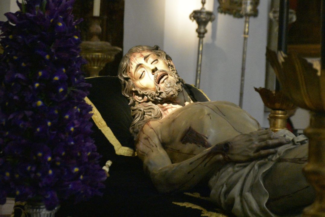 Vía Crucis Cuaresmal con el Santo Cristo Yacente