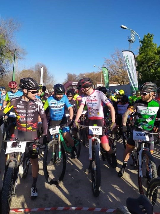 Doble cita de fin de semana para los ciclistas locales