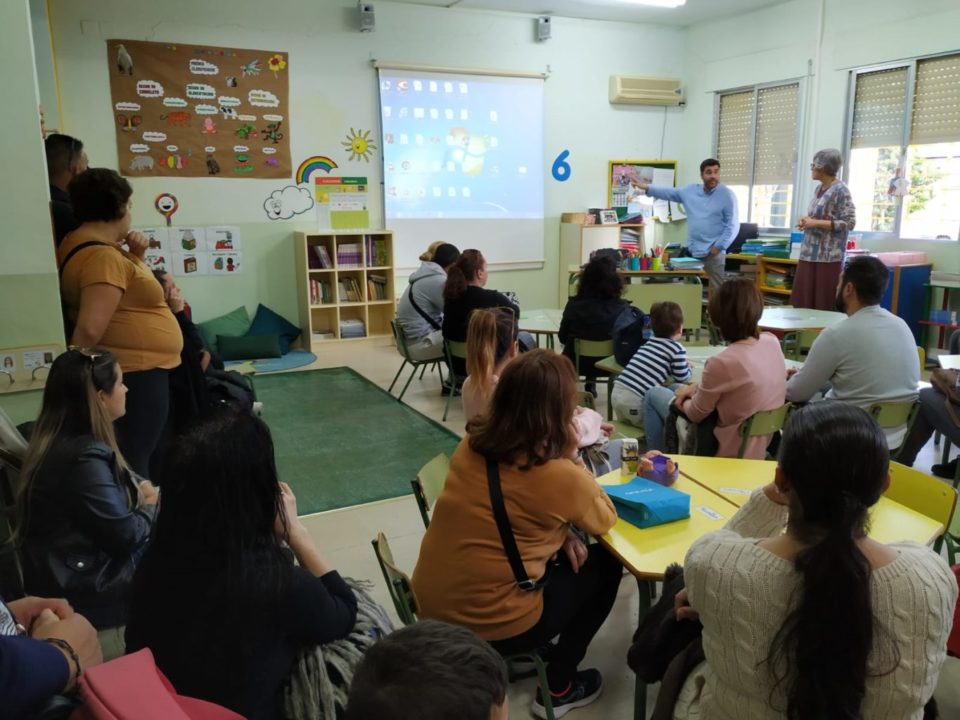 Puertas abiertas en Arco Norte, El Palmarillo y María Zambrano