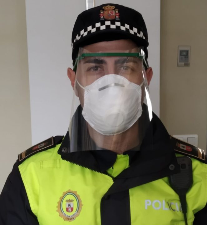 Pantallas faciales contra el Coronavirus a través de una iniciativa nazarena
