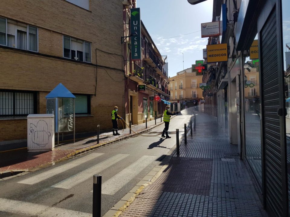 Formación sobre desinfección a los bomberos de Dos Hermanas