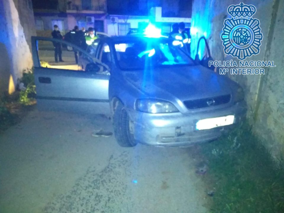 Una persecución policial deja dos policías heridos en Dos Hermanas
