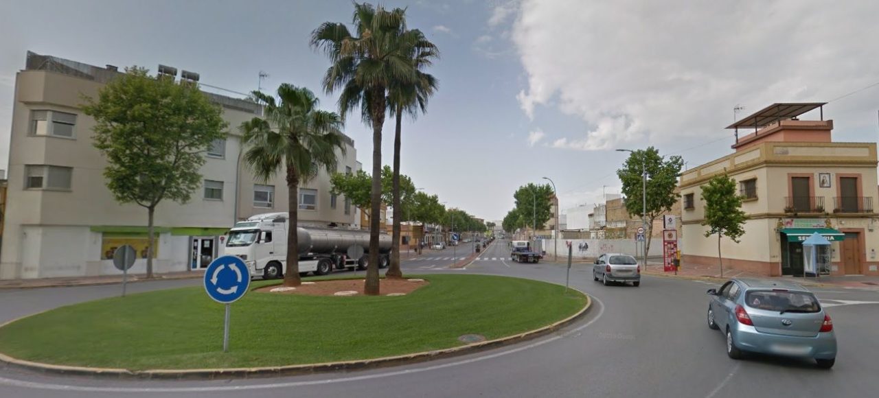 Tres mujeres y un hombre heridos en un accidente de tráfico