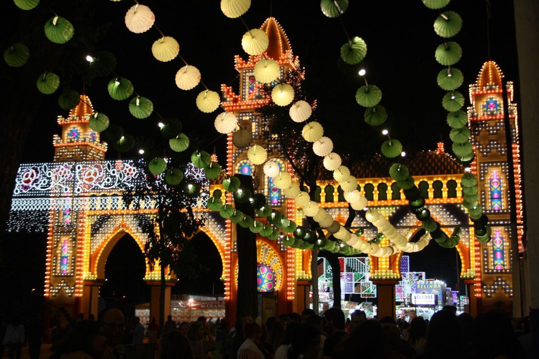 Devoluciones de las tasas de la Feria y de las entradas del teatro