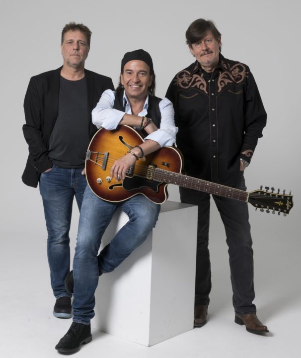 Los Secretos nos invitan a un paseo por la historia del pop español