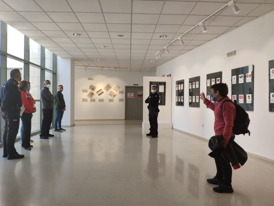 La exposición ‘El Odio Visible’ en la Biblioteca de Montequinto