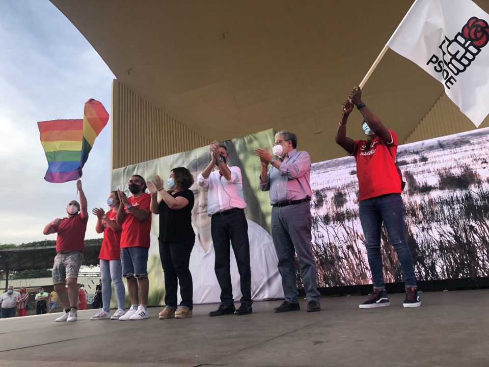 Espadas inicia la campaña de las Primarias del PSOE-A en Dos Hermanas