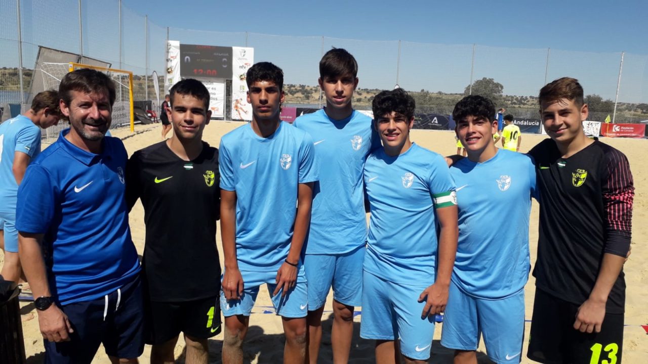 Amplia representación local en el Andaluz de fútbol playa