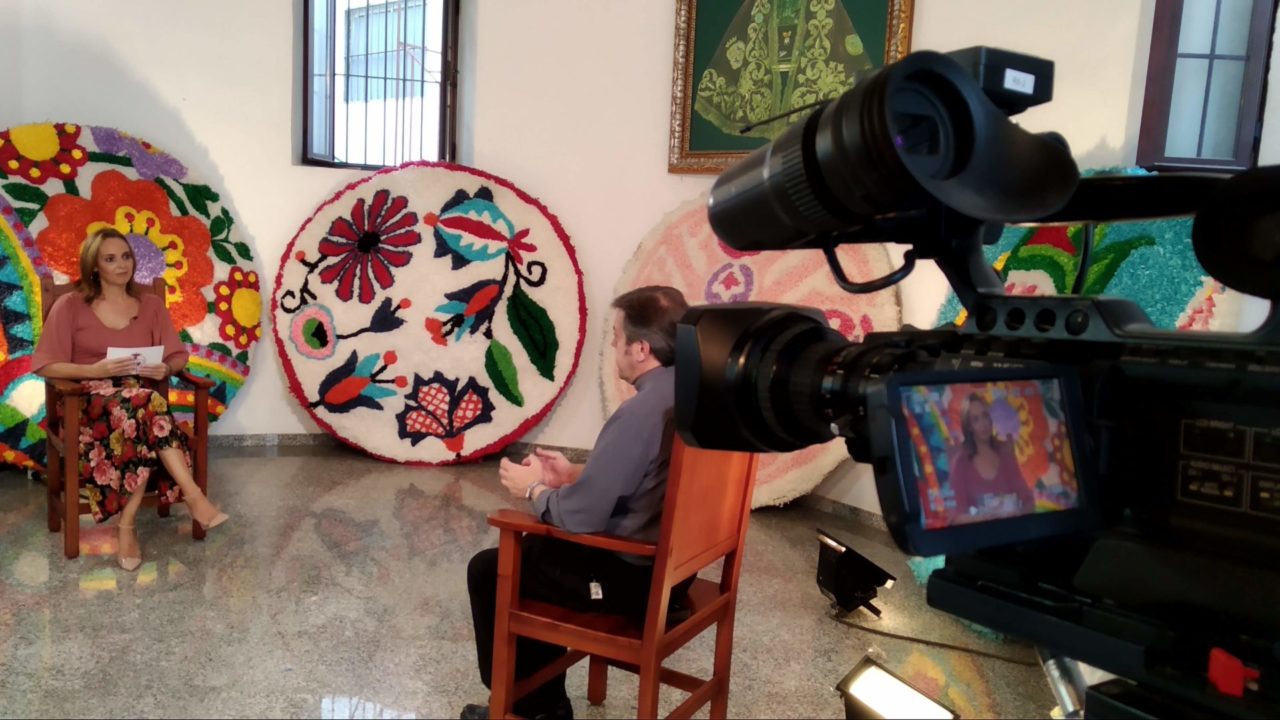 Programas diarios de entrevistas en las vísperas de Valme