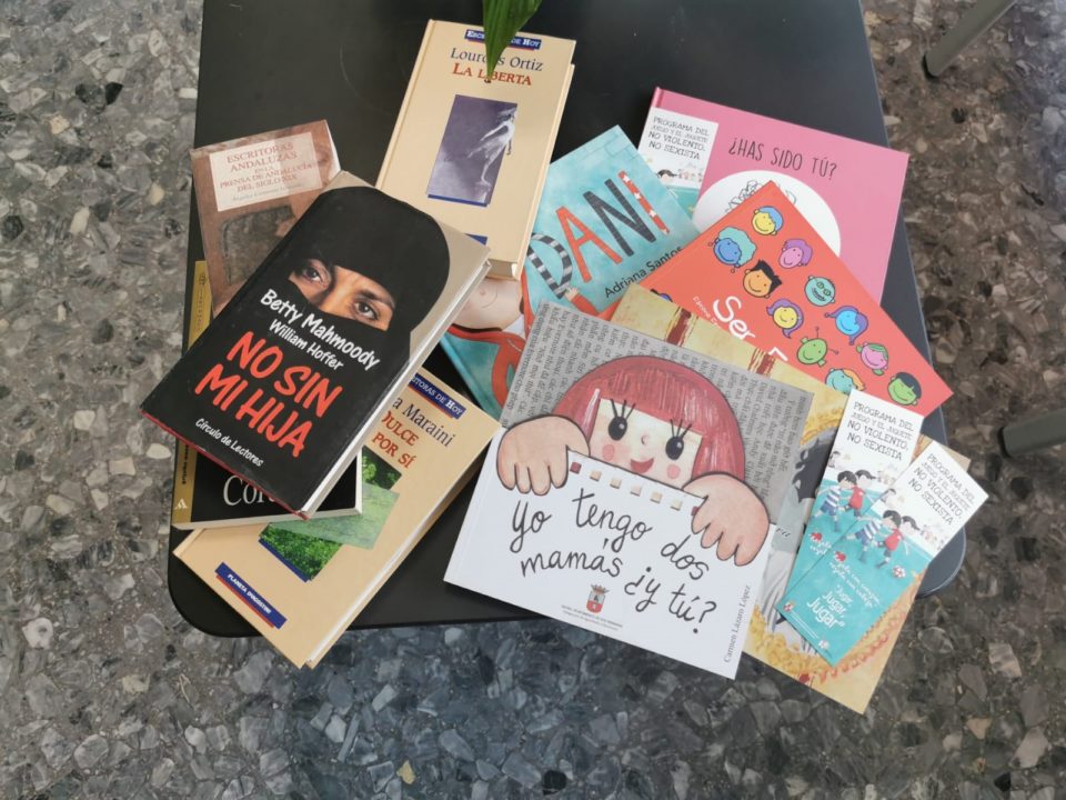 La Delegación de Igualdad se suma a la campaña ‘Más libros, más libres’