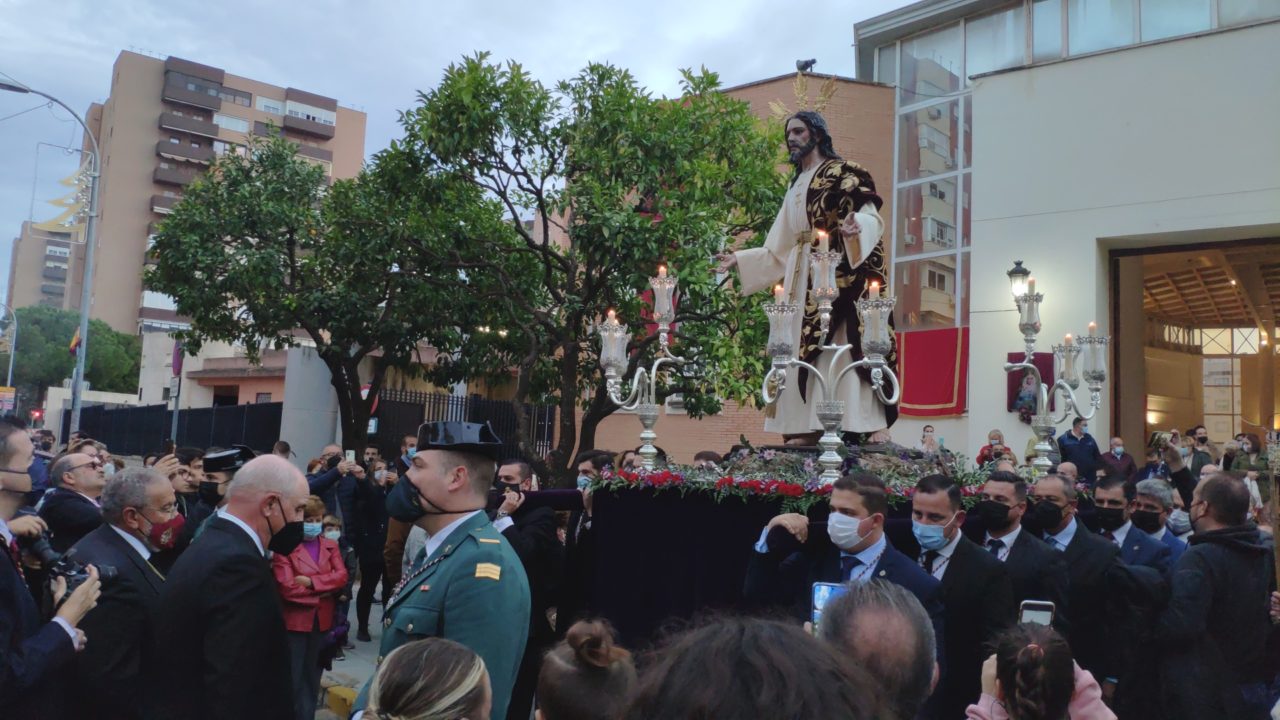 El Cristo de la Humildad se presentó ante su barrio