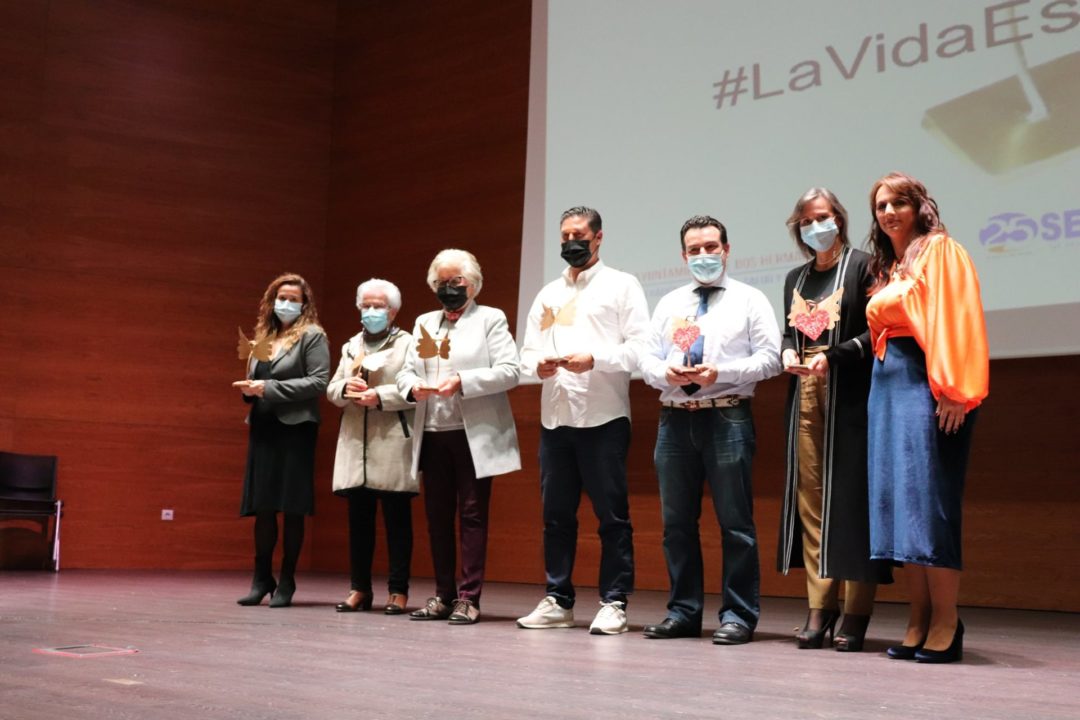 La I Gala Solidaria premió la colaboración contra el cáncer infantil