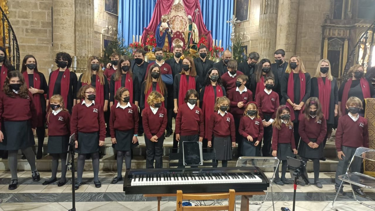 La Asociación RC canta a beneficio de La Palma