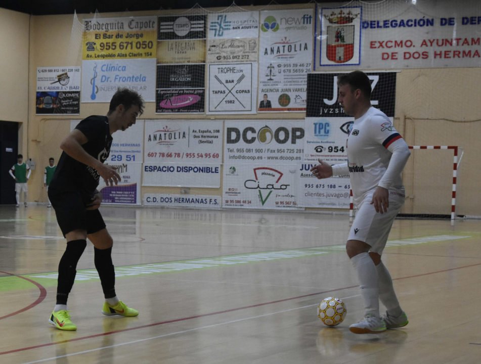 Polémica derrota ante uno de los gallitos de la categoría