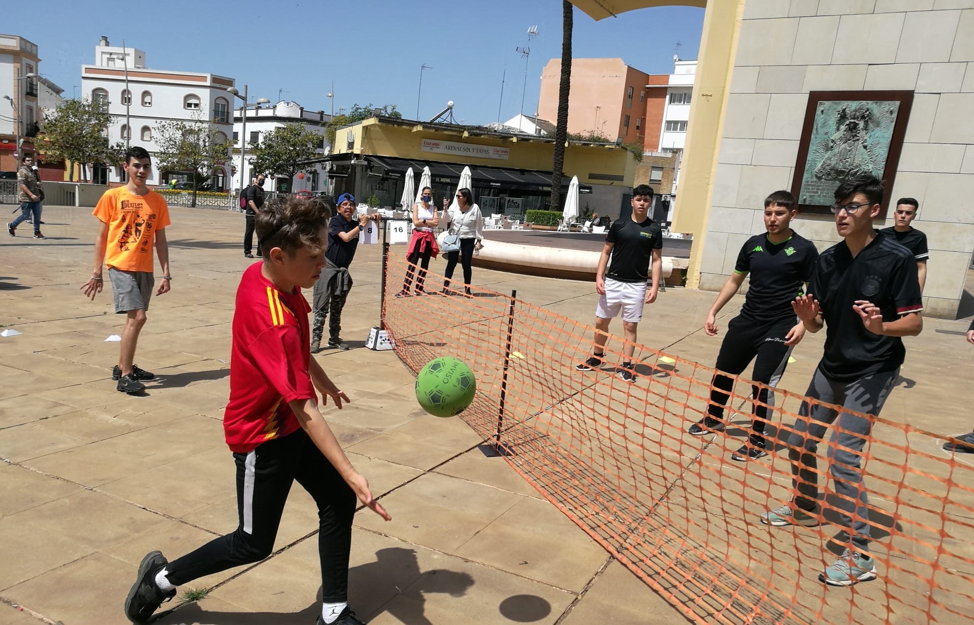 El Día de la Educación Física en El Arenal congregó
