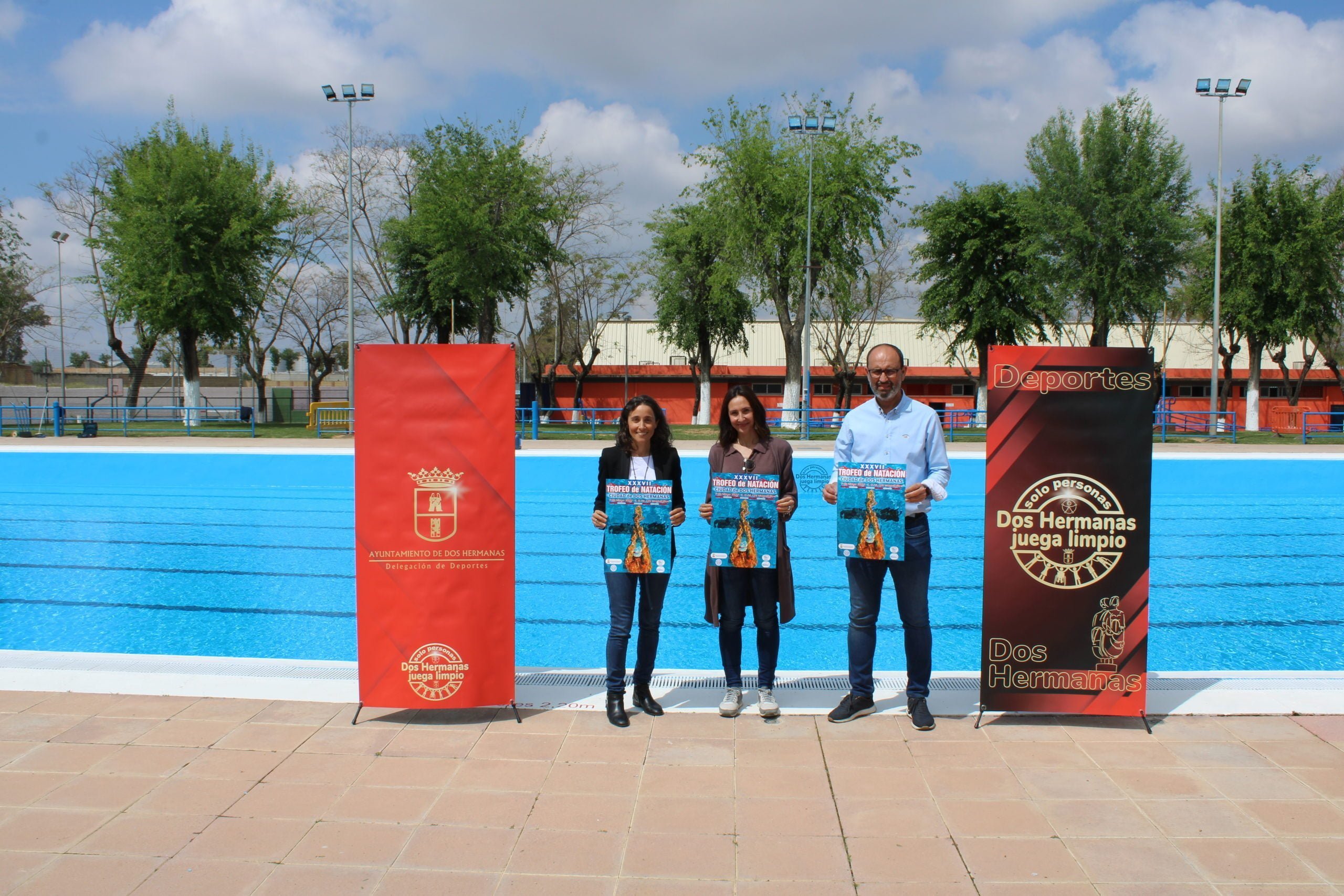 XXXVII Trofeo Ciudad de Dos Hermanas de natación en Los Montecillos