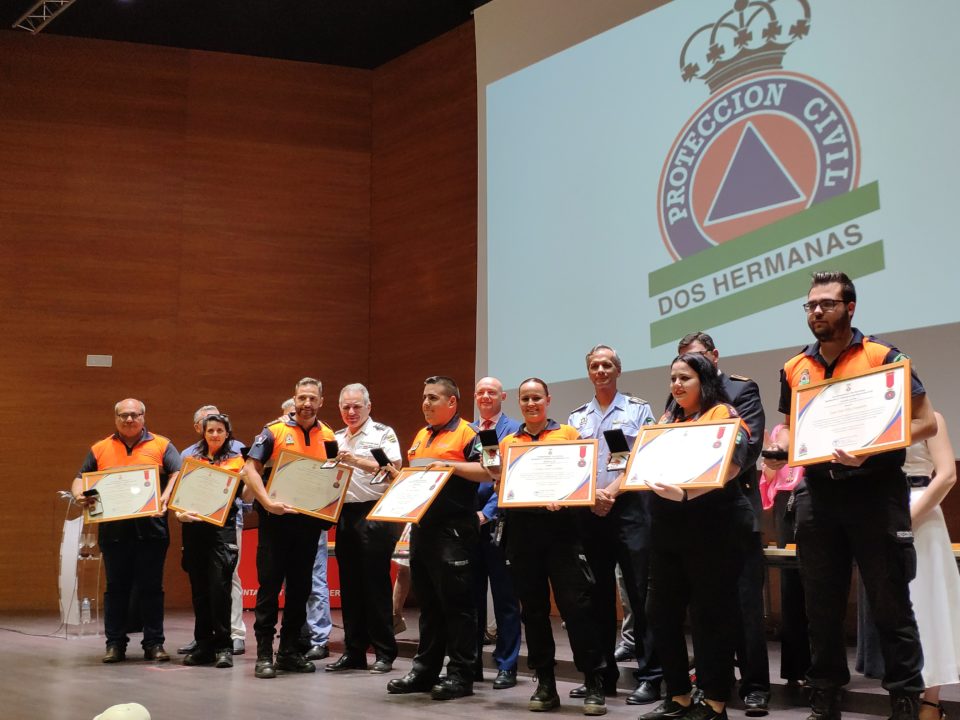 La labor de Protección Civil recibe el reconocimiento del Ayuntamiento