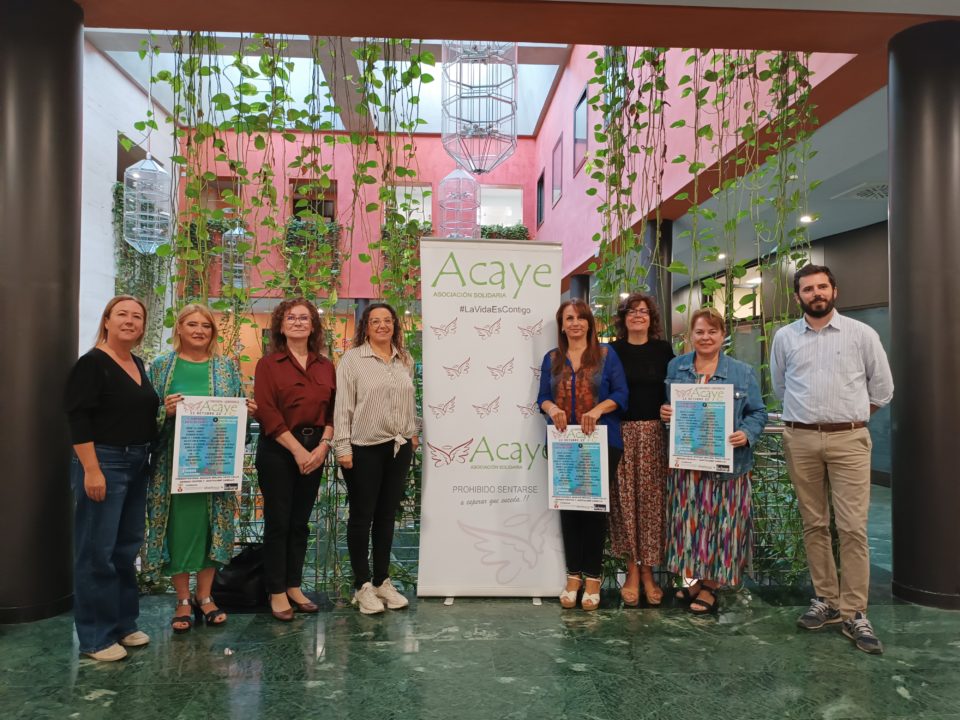Segundo concierto solidario de Acaye en la caseta municipal