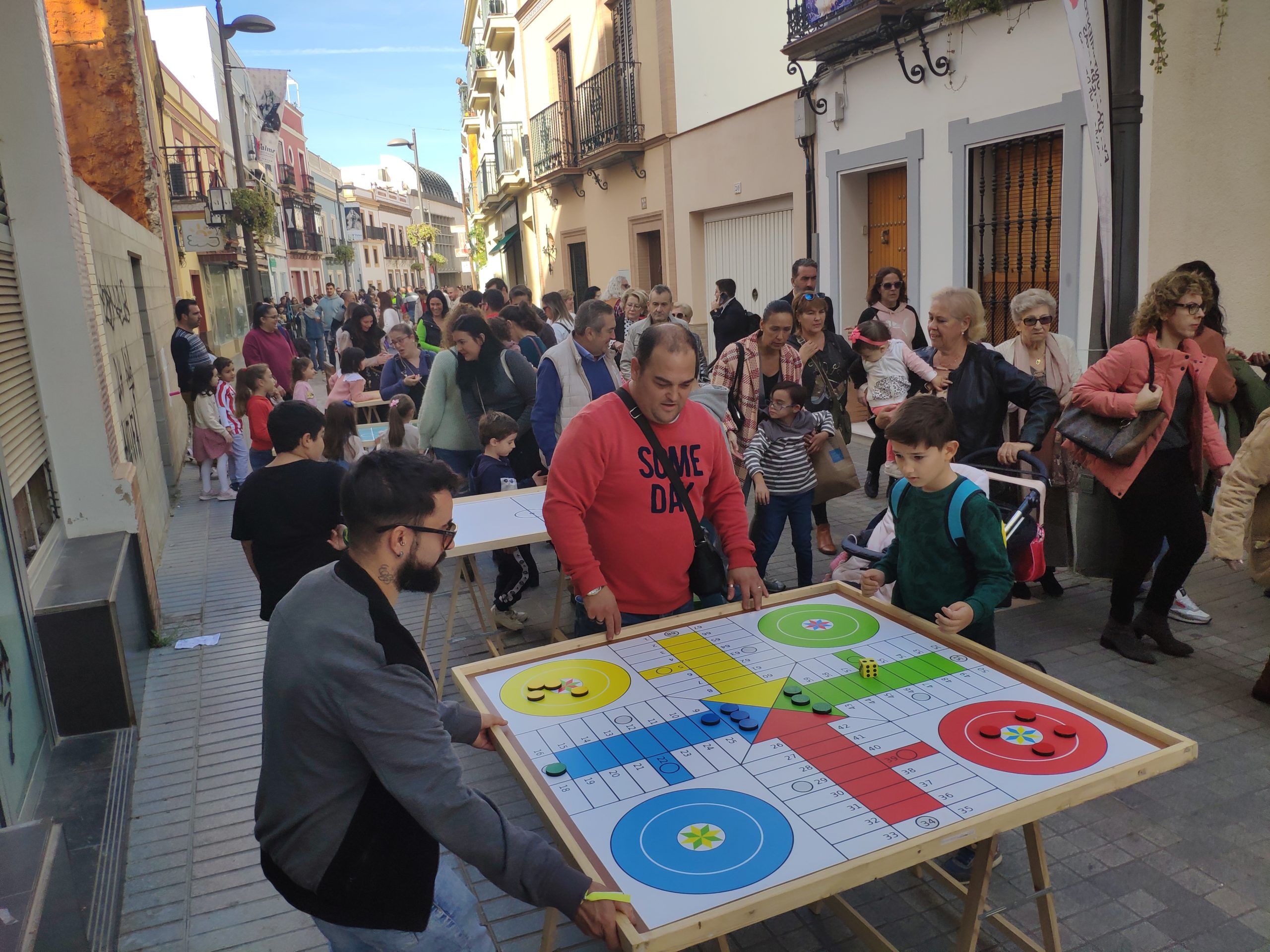 Gran éxito de la actividad ‘Viviendo Dos Hermanas’