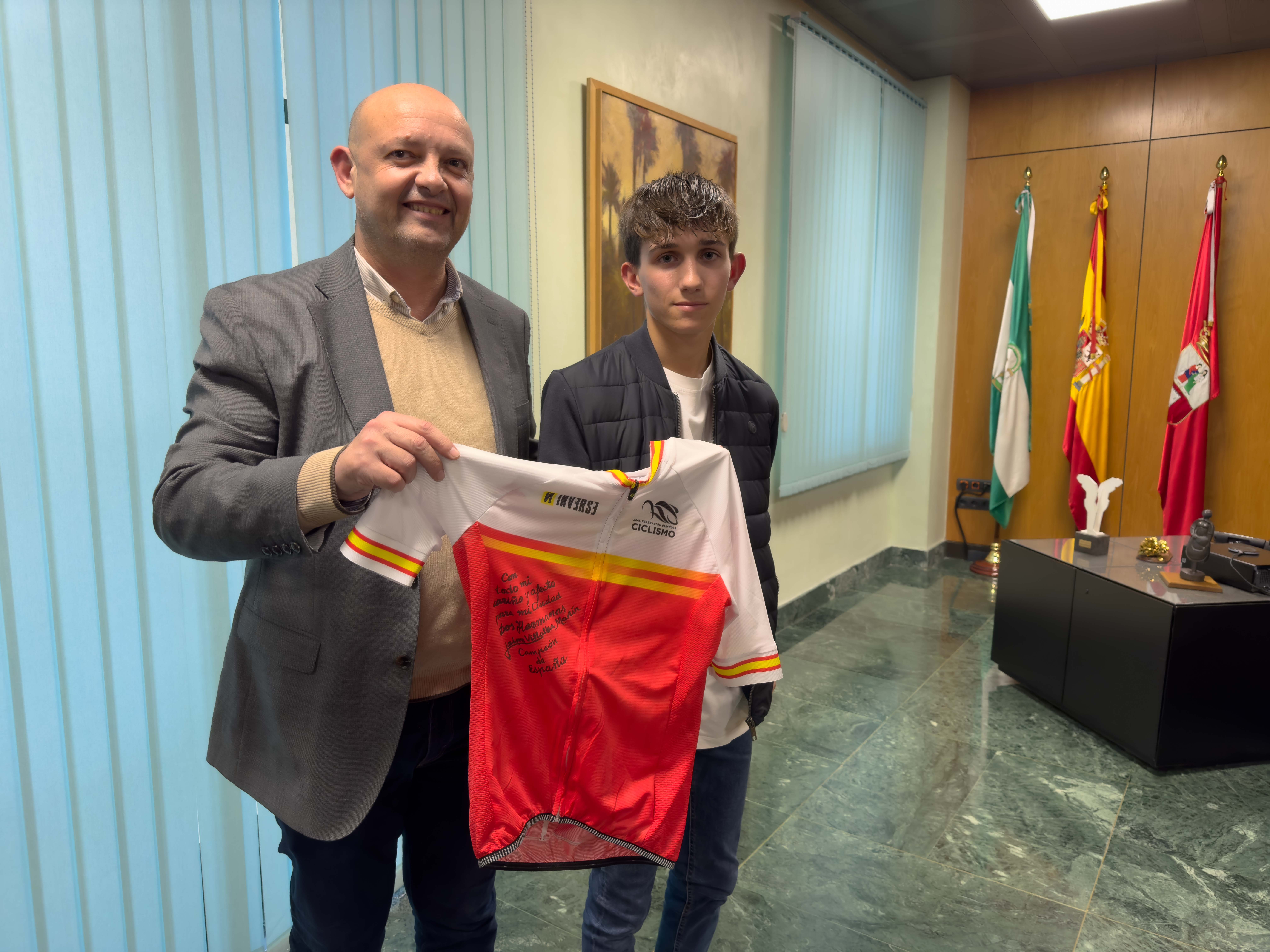 Recepción del alcalde a Jaime Villalba y Shotokan Montequinto