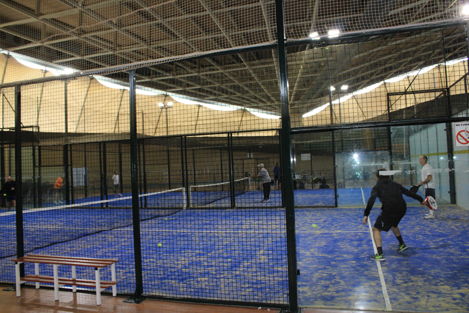 Cuatro nuevas pistas de pádel en el complejo de Los Montecillos