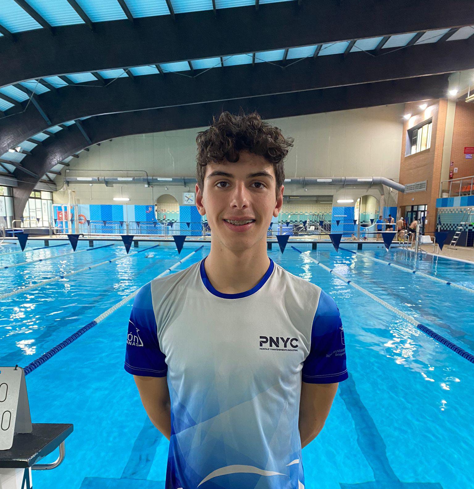 Cristóbal Vargas Trujillo, gran promesa de la natación nazarena