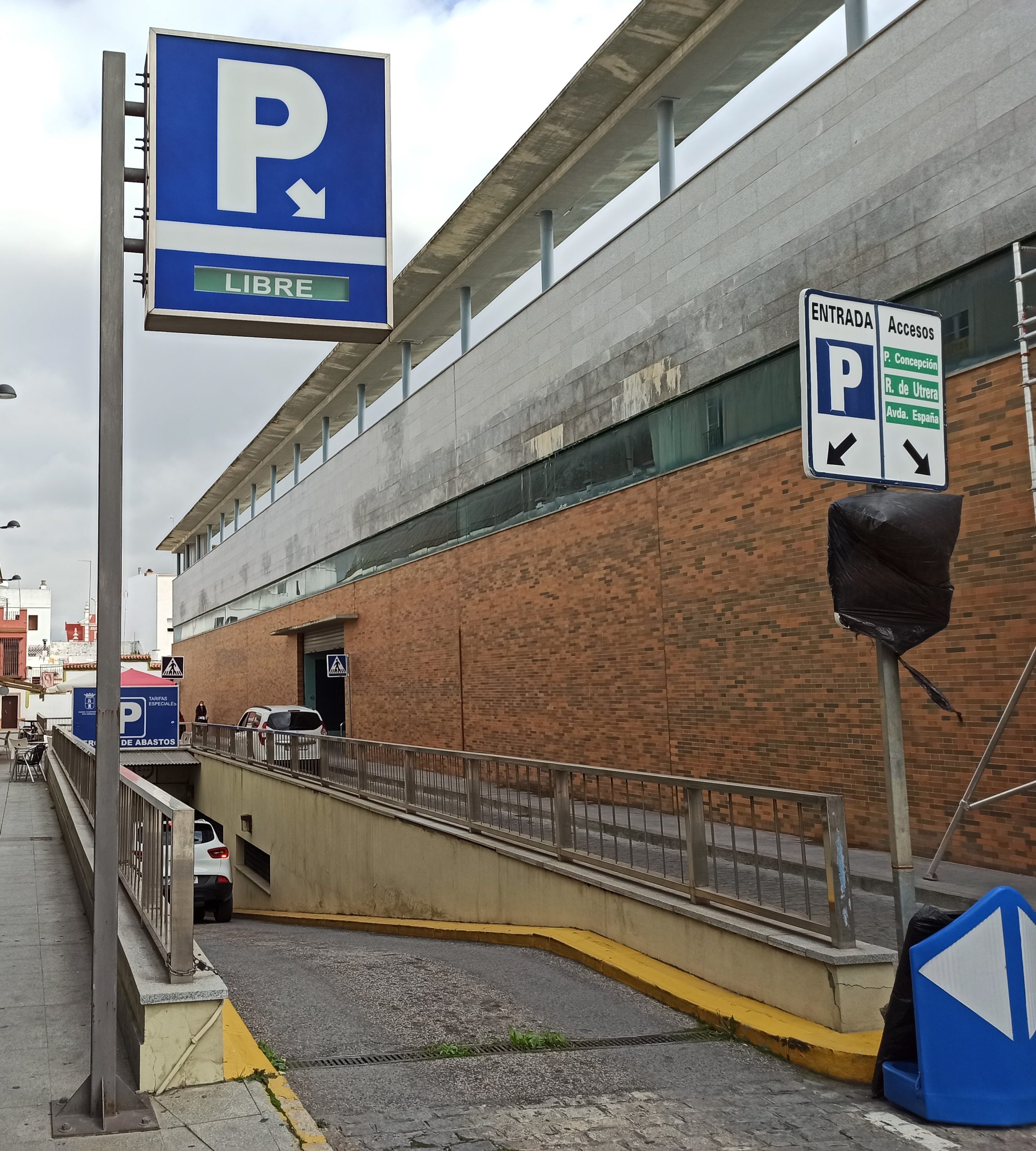 Los aparcamientos municipales registraron 243.145 entradas en 2022