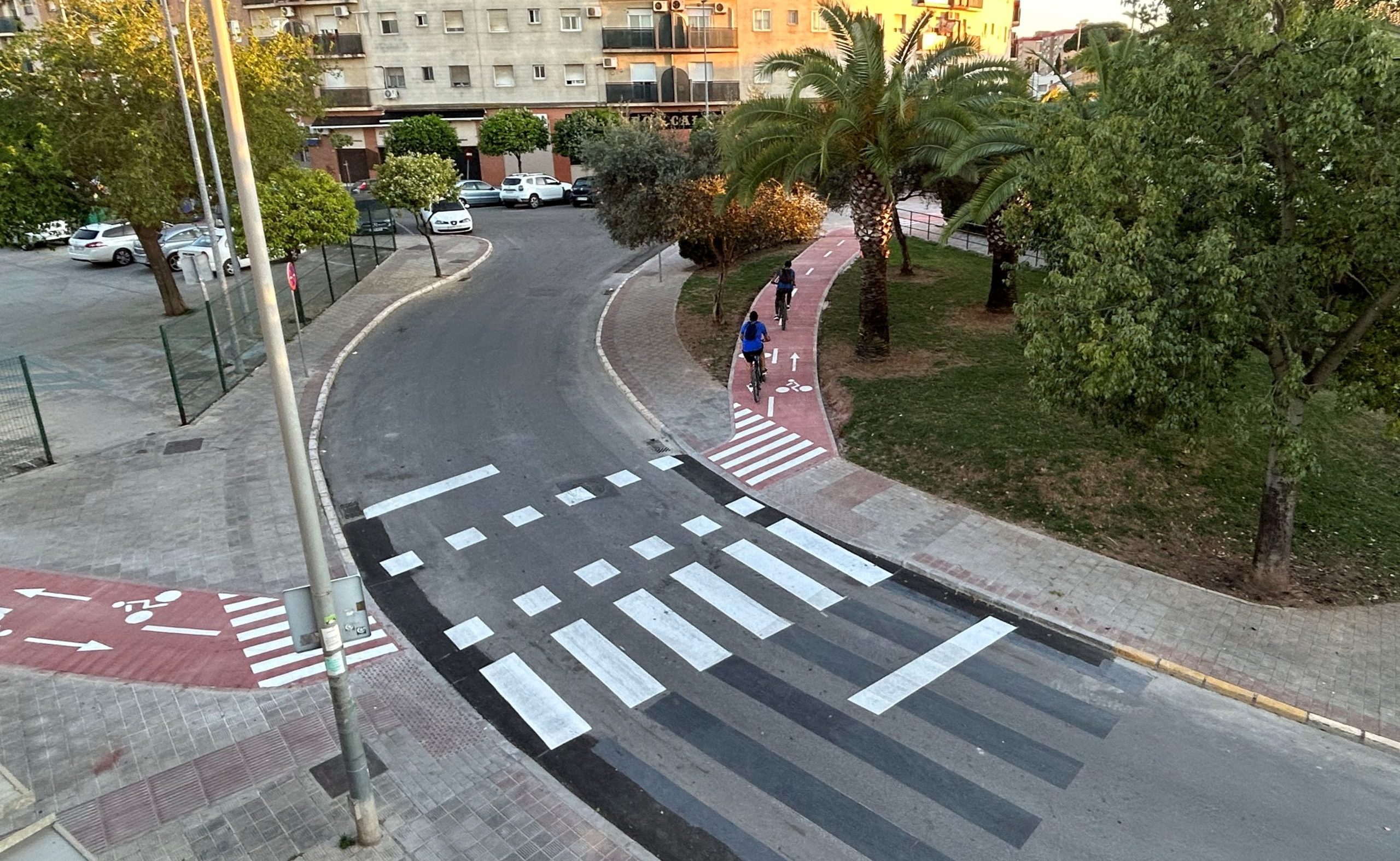 Finalizan las obras del carril bici que completa la red quinteña