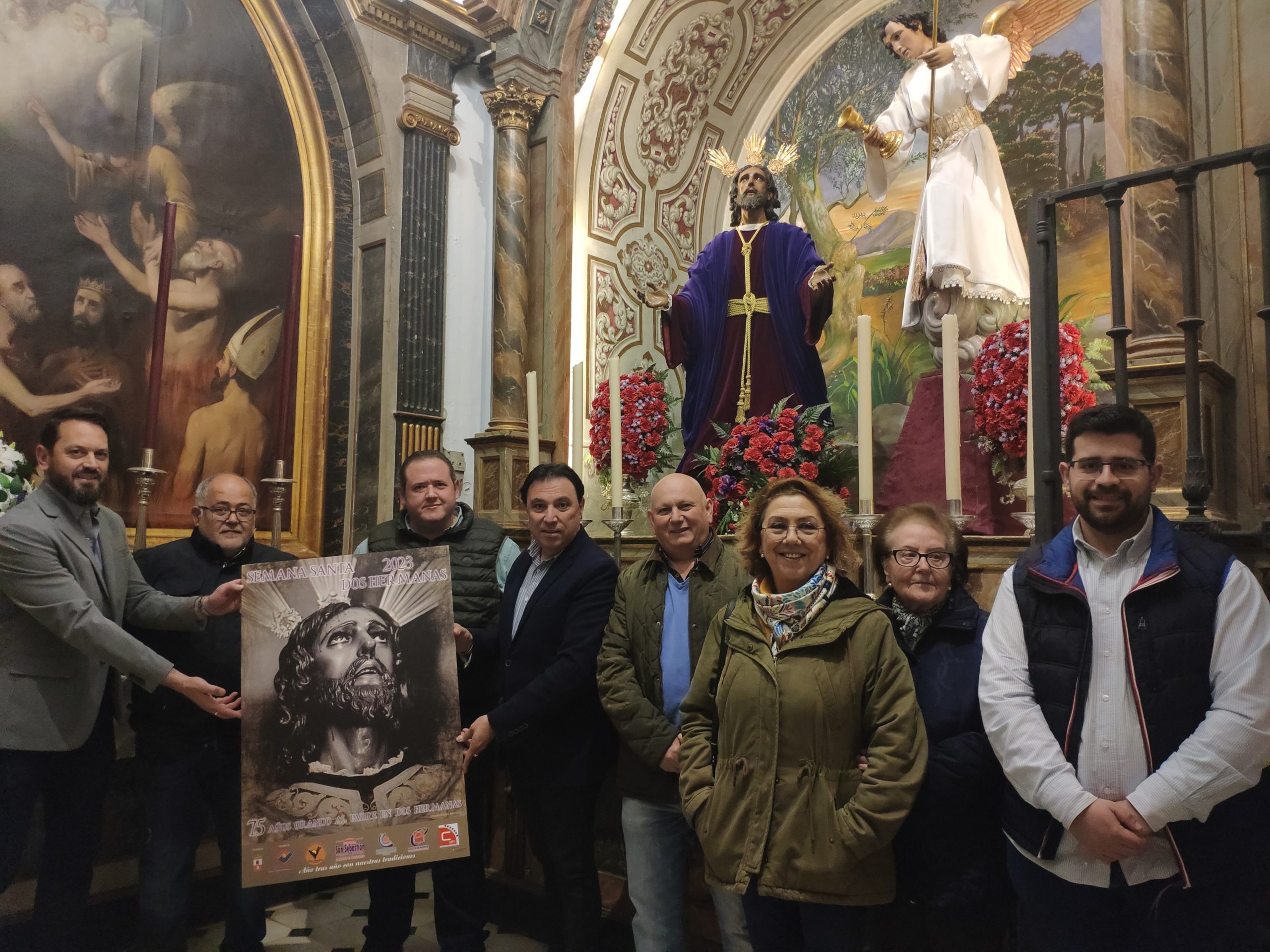 Los comerciantes presentan su cartel de la Semana Santa 2023