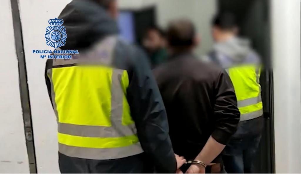 Dos vecinos de Lora detenidos por el atraco a un supermercado
