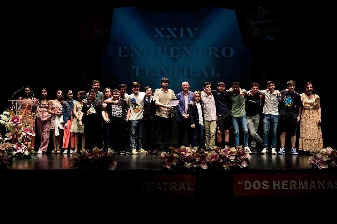 San Alberto Magno gana el XXIV encuentro teatral juvenil