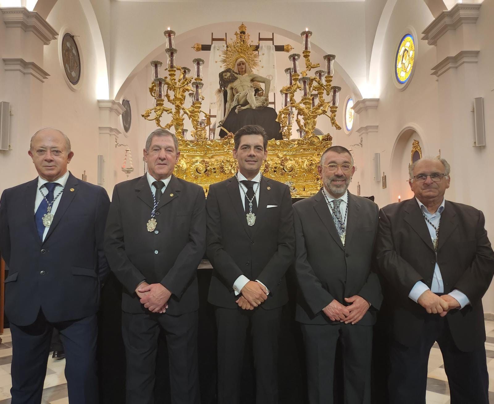 40 años de hermanos mayores de Amargura