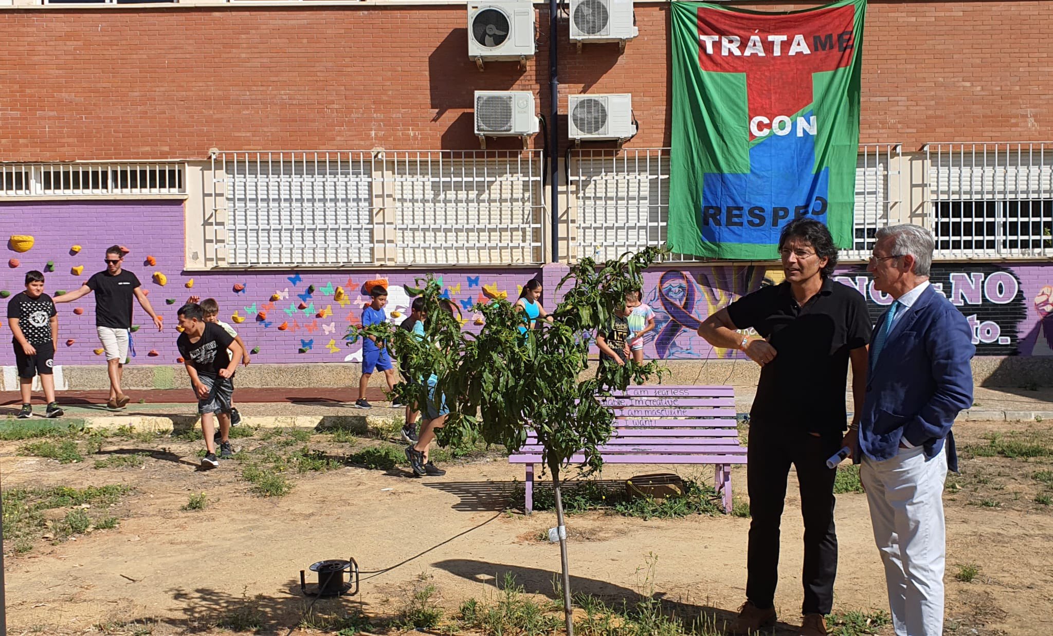 El delegado territorial de Educación visitó el CEIP Ibarburu