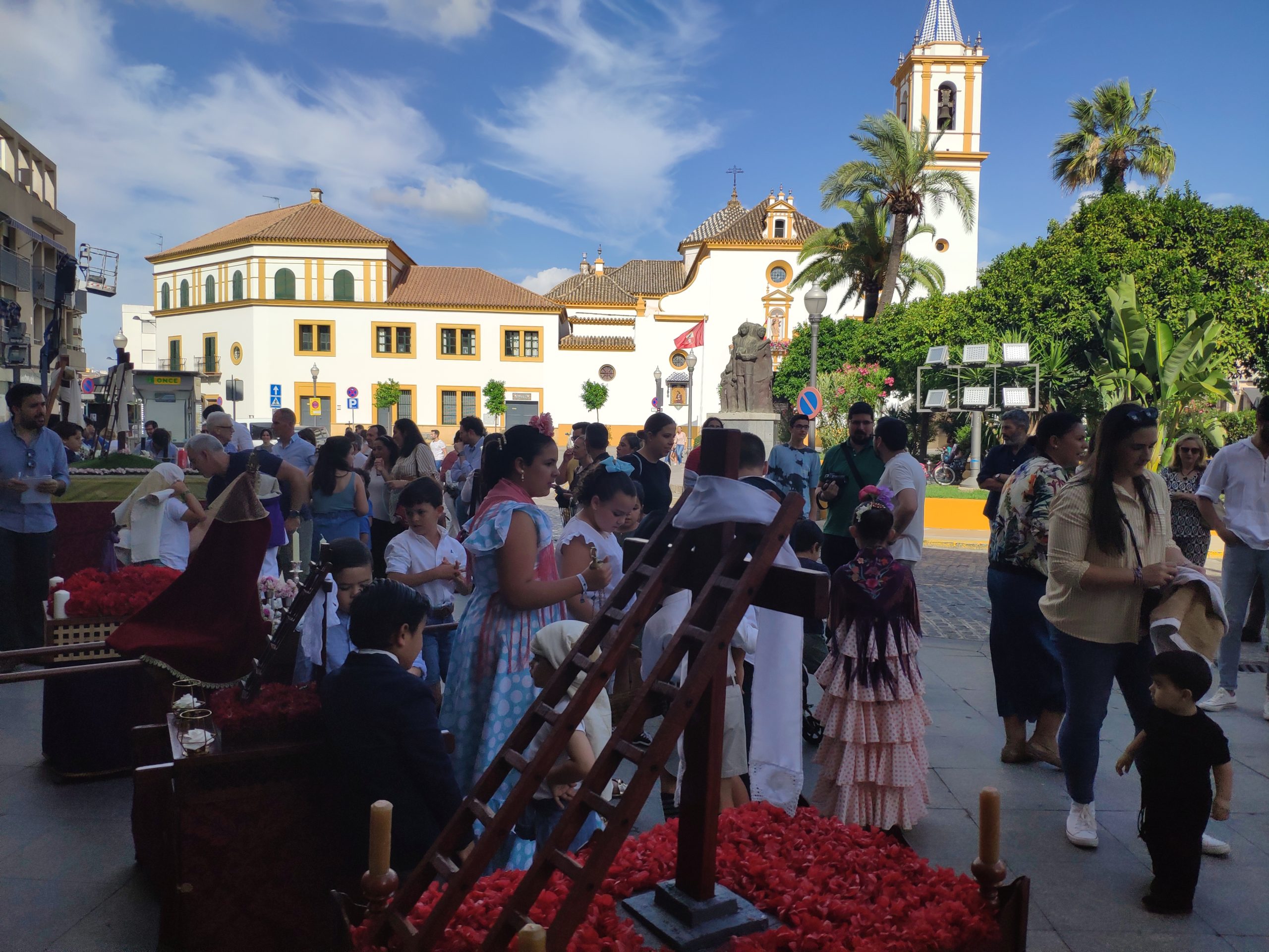 Pequeños cofrades tomaron el centro de Dos Hermanas