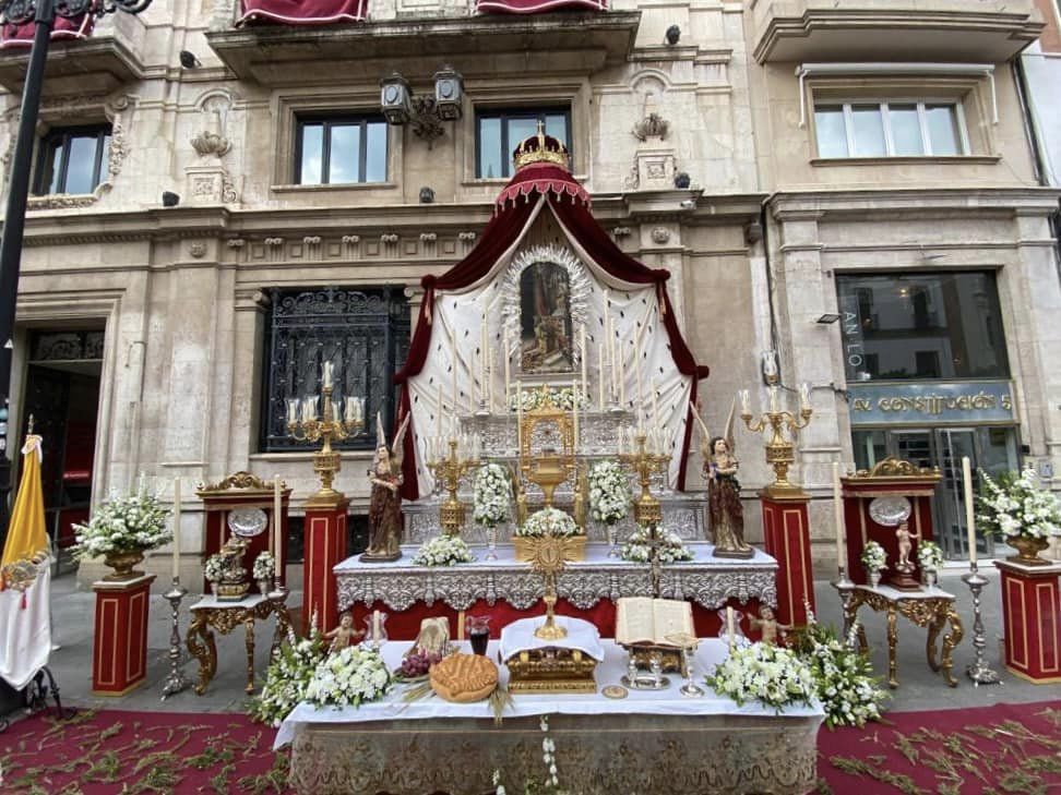 Segundo premio del concurso de altares del Corpus para Valme
