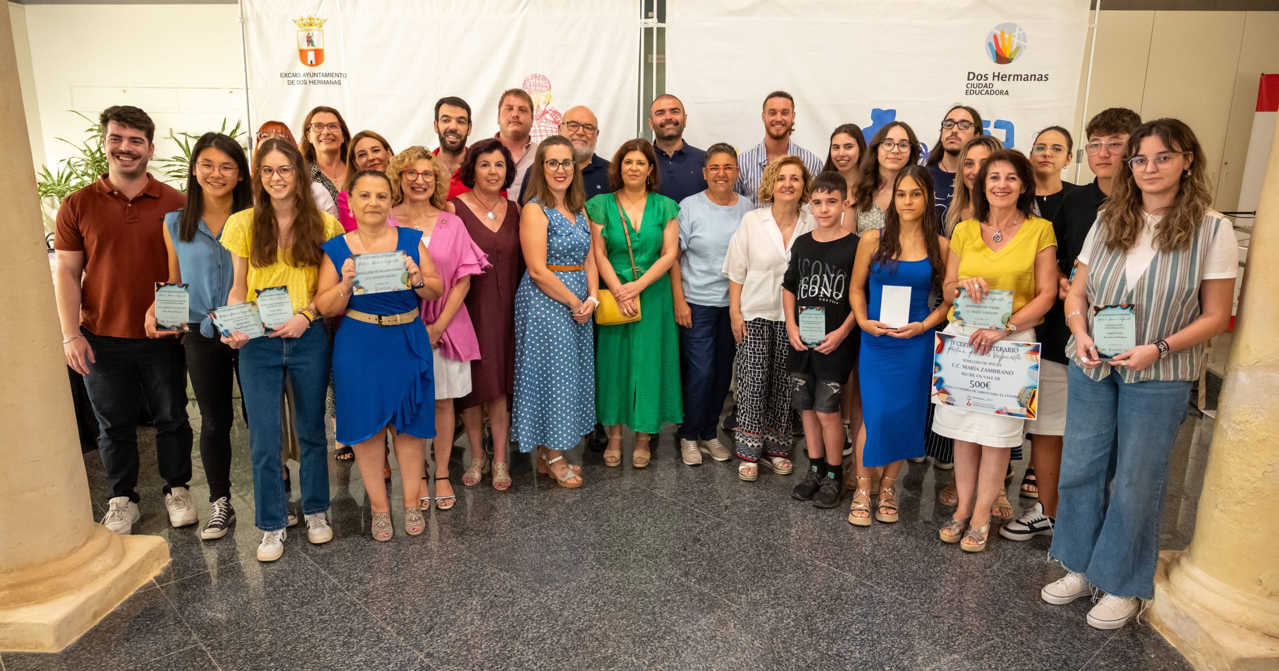 El IV Certamen Rectora Rosario Valpuesta entrega sus premios